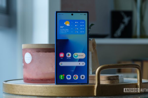 Galaxy Z Fold 8: Nuovo Upgrade alla Fotocamera Frontale!