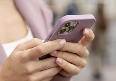 Gli SMS restano in auge: milioni di italiani li scelgono ancora!