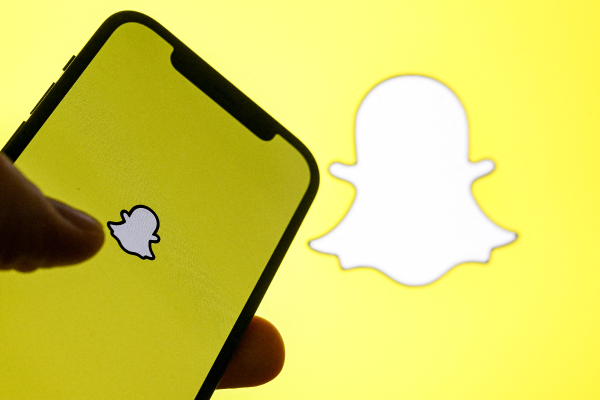 Snapchat lancia la pubblicità conversazionale potenziata dall’IA nella sua app