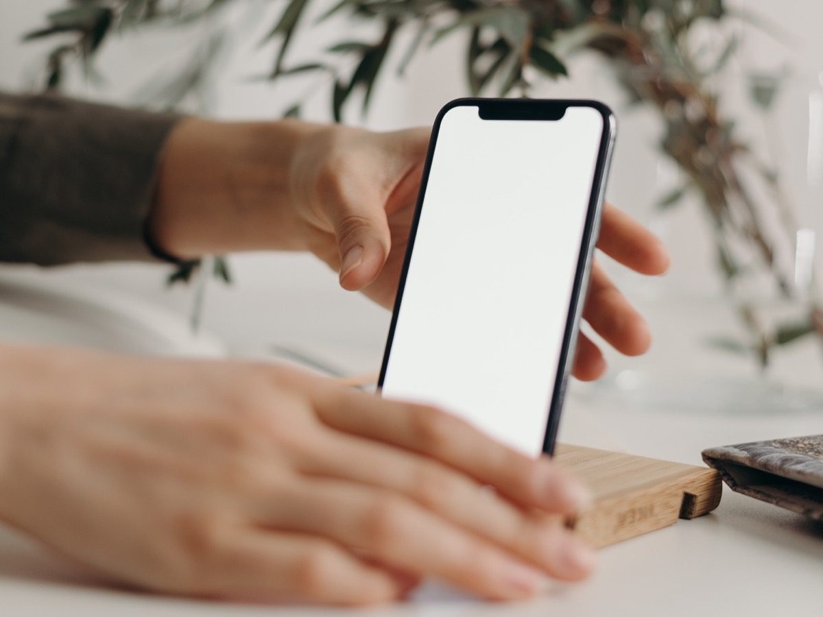 I supporti ideali per l’iPhone da avere sulla scrivania