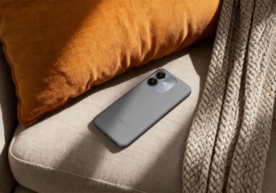 TCL K70: tre nuovi smartphone economici e resistenti