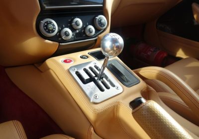 Ferrari V12 MM: Ritorna il Cambio Manuale in Edizione Limitata!