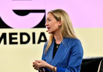 Bumble elimina lo swipe: la dichiarazione del CEO