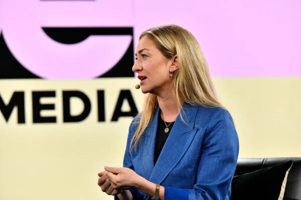 Bumble elimina lo swipe: la dichiarazione del CEO