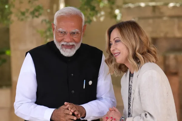 Italia e India: Meloni e Modi puntano su un’Intelligenza Artificiale più umana e sicura rispetto a quella sino-americana