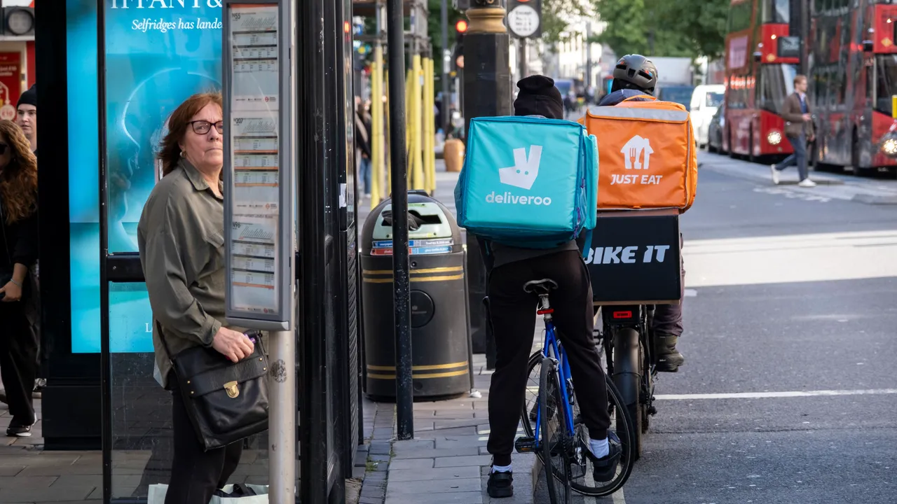 Glovo e Deliveroo nel mirino dell’Antitrust: il codice etico sotto esame
