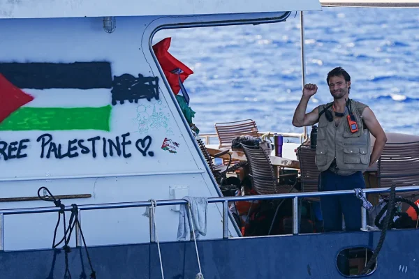 Flottiglia Globale di Sumud: Meloni Indice Urgente Incontro con l’Ambasciatore di Israele per Difendere la Dignità degli Attivisti