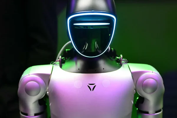Reply: Trasforma il Conoscenza Aziendale in un Modello di Intelligenza Artificiale Personalizzato