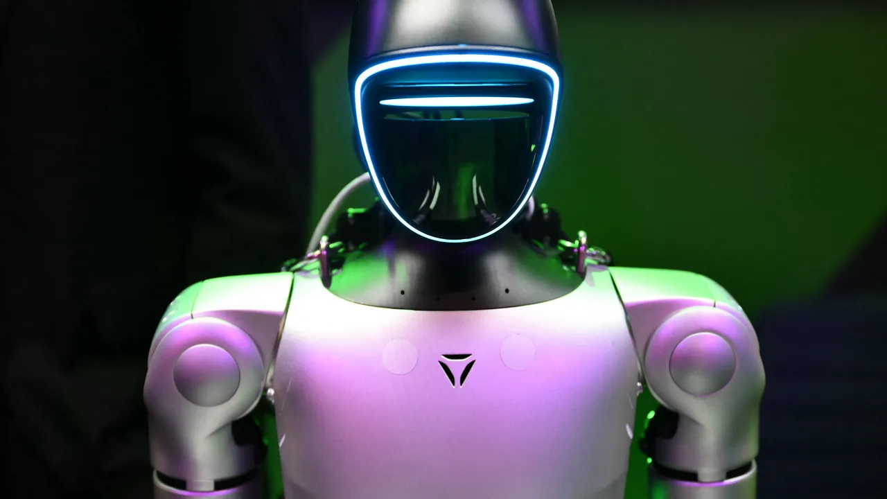 Reply: Trasforma il Conoscenza Aziendale in un Modello di Intelligenza Artificiale Personalizzato