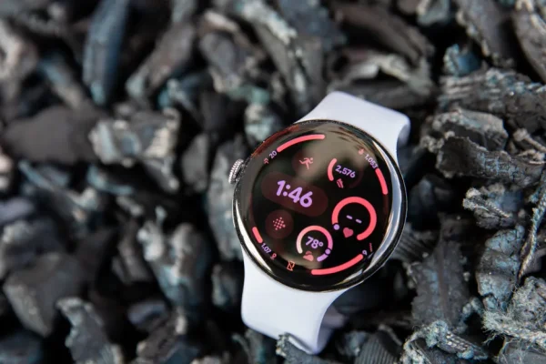 Wear OS 7: Tieni traccia di consegne e punteggi sportivi direttamente al polso
