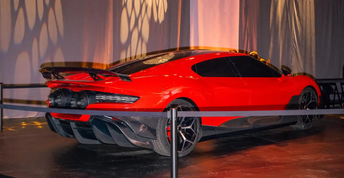 La superauto a razzo di Dreame accelera da 0 a 100 km/h in 0,9 secondi con un semplice comando!
