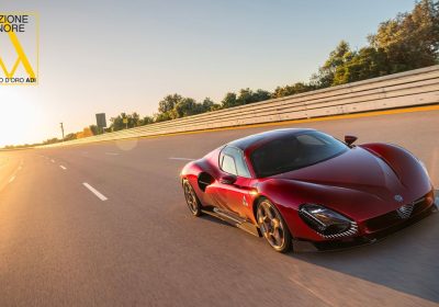 Alfa Romeo 33 Stradale: la “Bellezza Necessaria” Vince il Compasso d’Oro