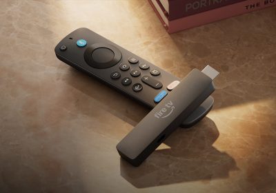 Amazon Fire TV Stick HD: Compatta e Alimentata dal Tuo Televisore!