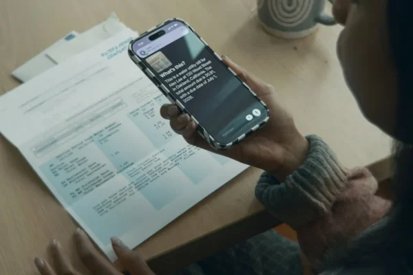 Apple svela nuove funzionalità di accessibilità potenziate dall’IA e controllo oculare per carrozzine