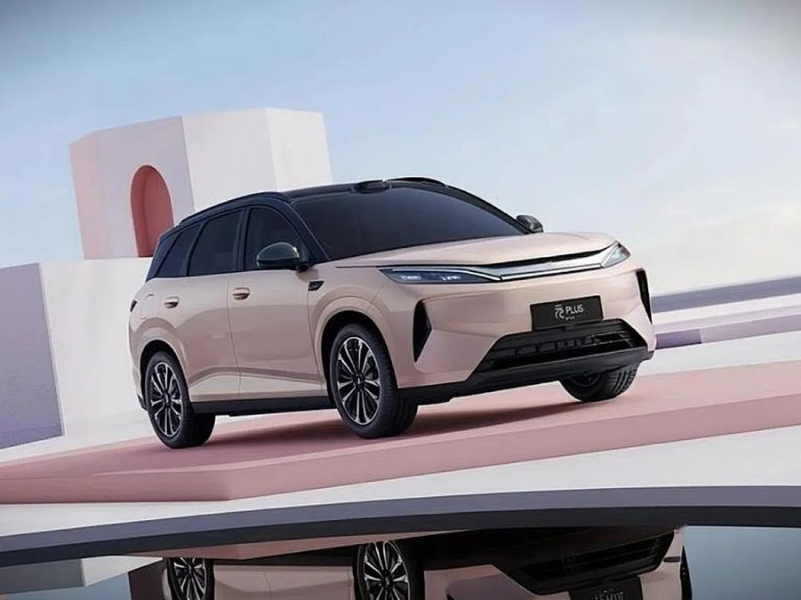 BYD Atto 3: il debutto con 630 km di autonomia e ricarica fulminea!