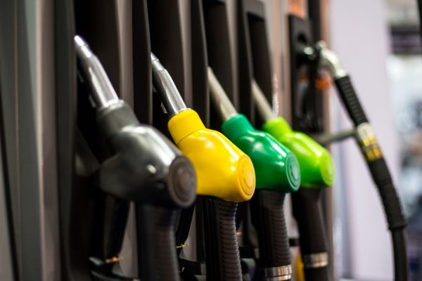 Prezzi Carburanti in Discesa: Scopri le Nuove Tariffe di Benzina e Diesel
