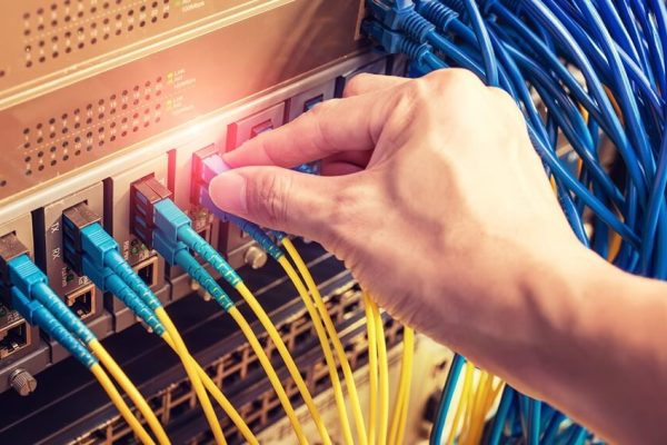 Fibra Ottica: Scopri la Nuova Fba Academy per il Tuo Reskilling!