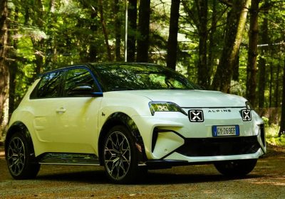 Prova della Alpine A290: la nuova hot hatch elettrica sorprende – Video