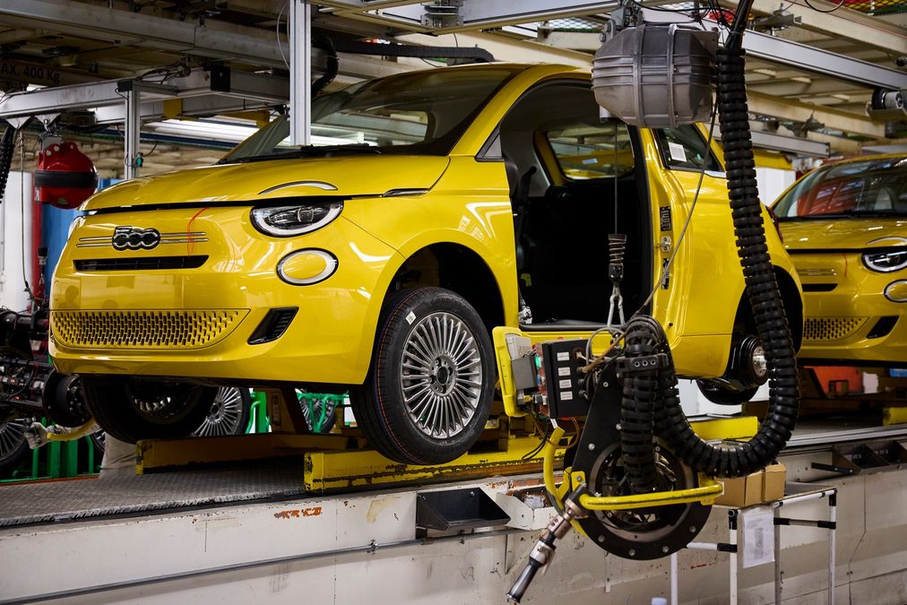 Stellantis Unisce le Forze con la WCM Association: Inizia un Nuovo Capitolo