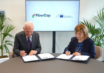 Banda Ultralarga: FiberCop Riceve 1 Miliardo di Finanziamenti dalla BEI