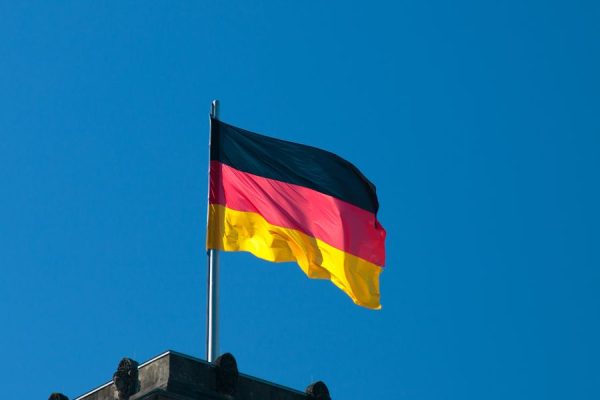 Incentivi sulle Auto Elettriche in Germania: Fino a 6.000 Euro di Sconto!