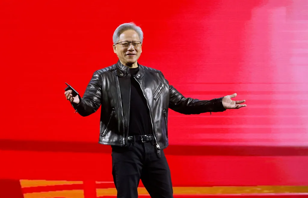 Lavoratori e AI: Jensen Huang di Nvidia afferma che l’intelligenza artificiale genera un’enorme quantità di posti di lavoro
