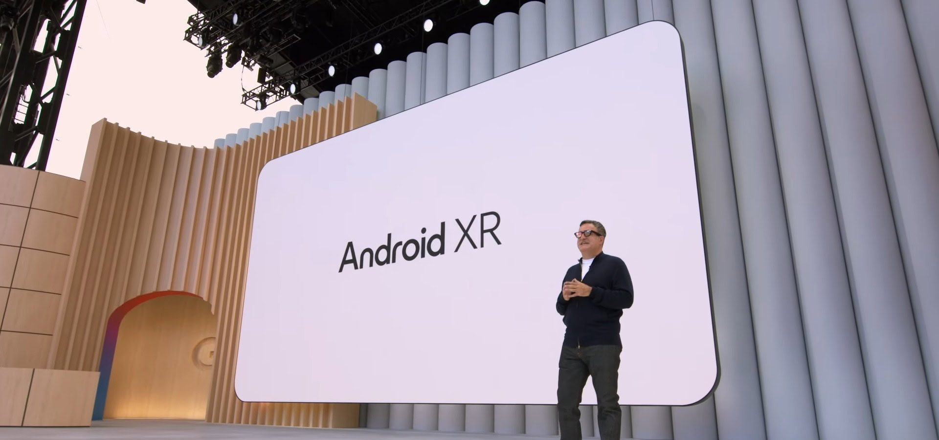 Attenzione Meta: Google potrebbe vendere 2 milioni di occhiali Android XR!