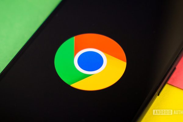 Il problema della barra dei segnalibri di Chrome che non resta nascosta