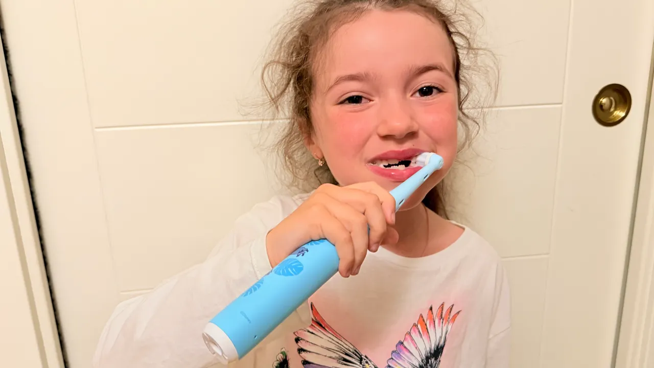 Spazzolino Elettrico Oral-B iO Kids: Trasforma il Momento del Lavaggio dei Denti in un Gioco Divertente!