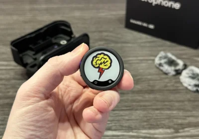 Recensione Insta360 Mic Pro: Il Microfono Innovativo con Display e-Ink