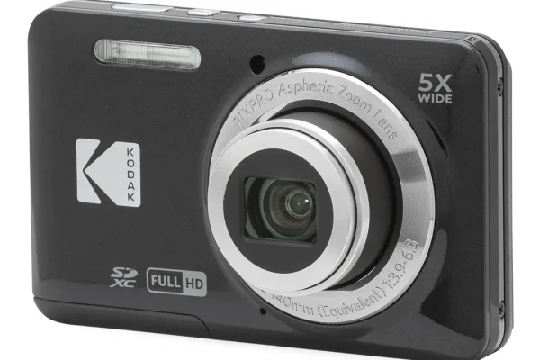 Le Fotocamere Vintage Superano le Nuove Vendite in Giappone