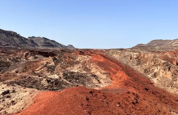 L’Africa si sgretola più rapidamente del previsto: un nuovo oceano tra milioni di anni