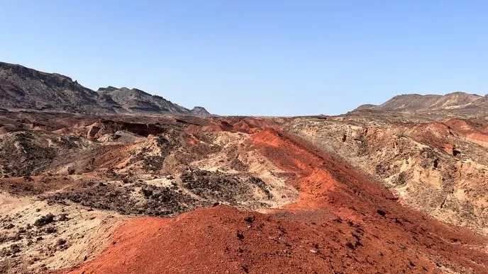 L’Africa si sgretola più rapidamente del previsto: un nuovo oceano tra milioni di anni
