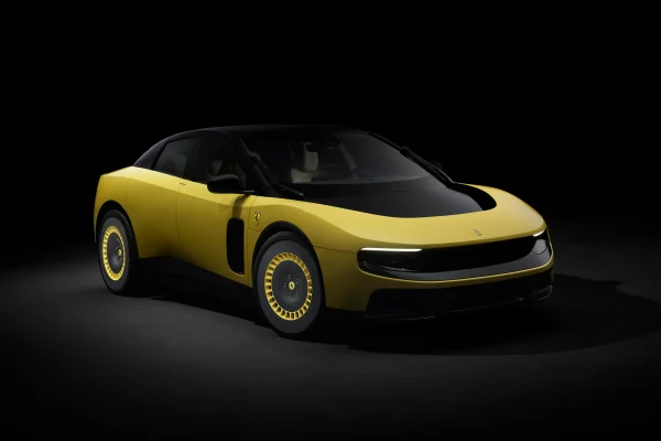 Ferrari Luce: la rivoluzionaria prima auto elettrica del Cavallino