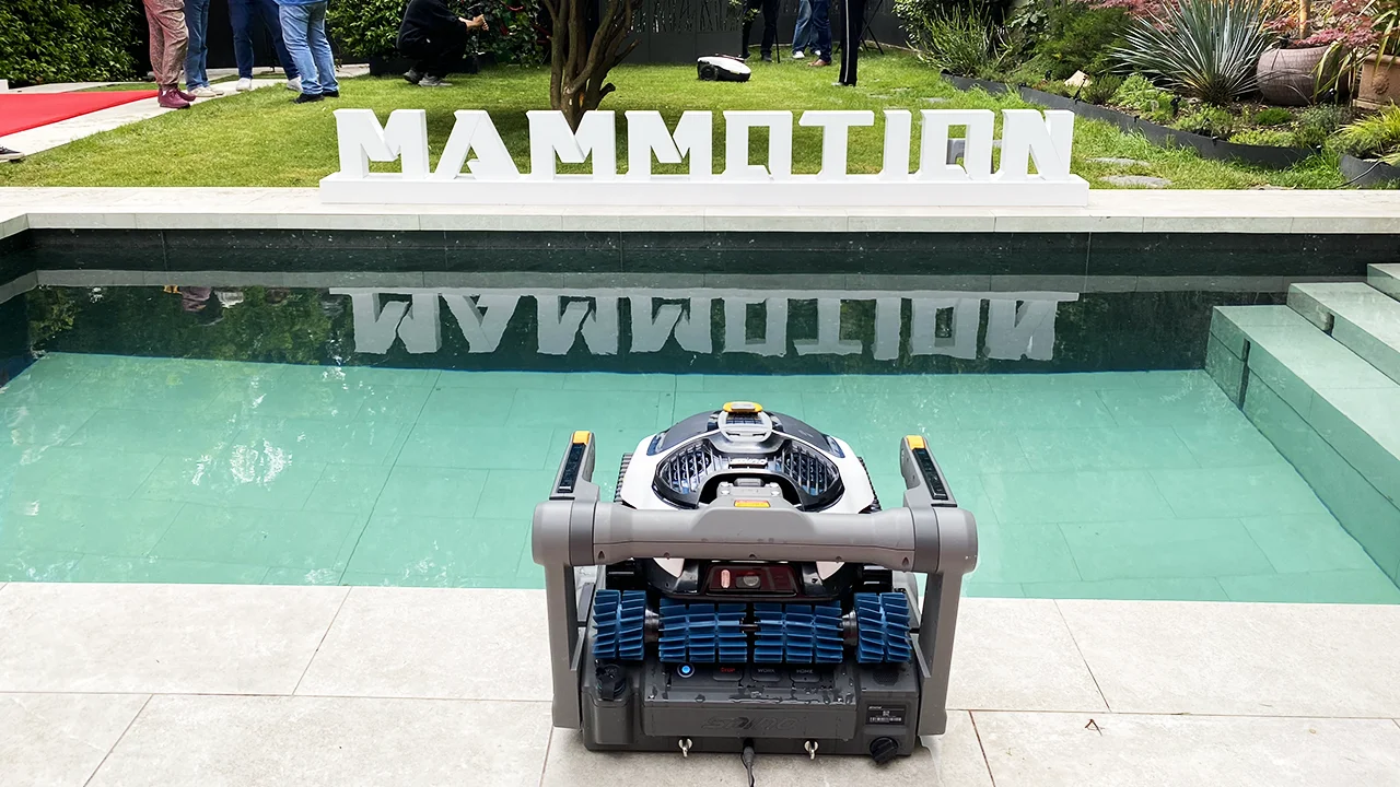 Mammotion svela i suoi innovativi robot per prato e piscina: ora si muovono autonomamente!