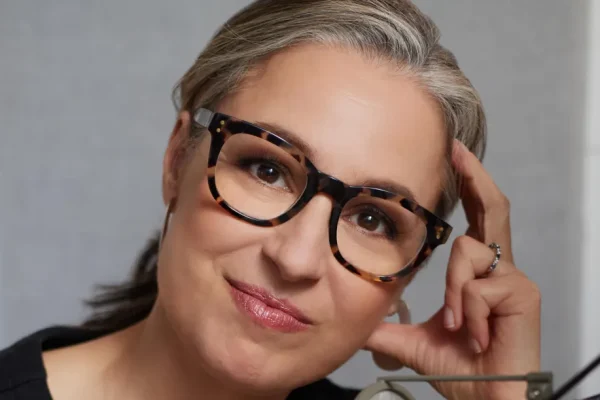 La vita tecnologica: Manoush Zomorodi di NPR condivide le sfide dell’overload digitale