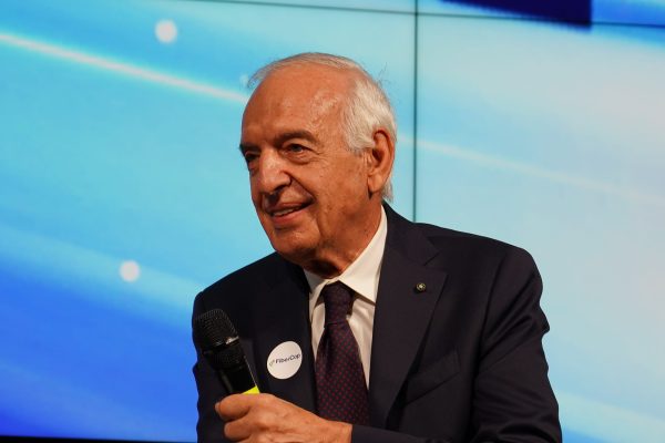 FiberCop: L’Italia si Afferma come Eccellenza Europea nella Rete Fissa
