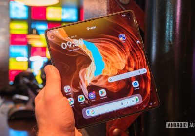 Motorola Razr Fold contro Pixel 10 Pro Fold: Google trova la sua sfida!