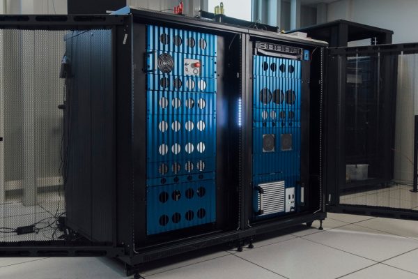 OVHcloud Integra il Computer Fotonico Quandela Belenos nella Sua Innovativa Piattaforma Quantistica