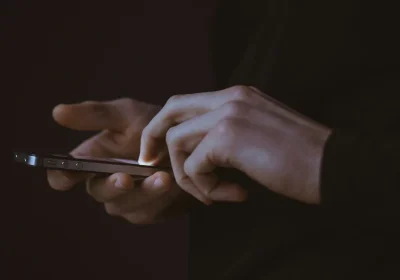 Pornhub adotta la verifica dell’età di Apple nel Regno Unito