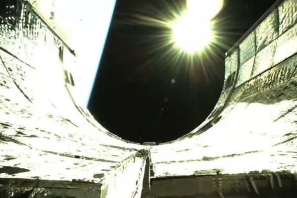 Rientro del Fairing del Razzo Blue Origin New Glenn: Verso il Riutilizzo Sostenibile