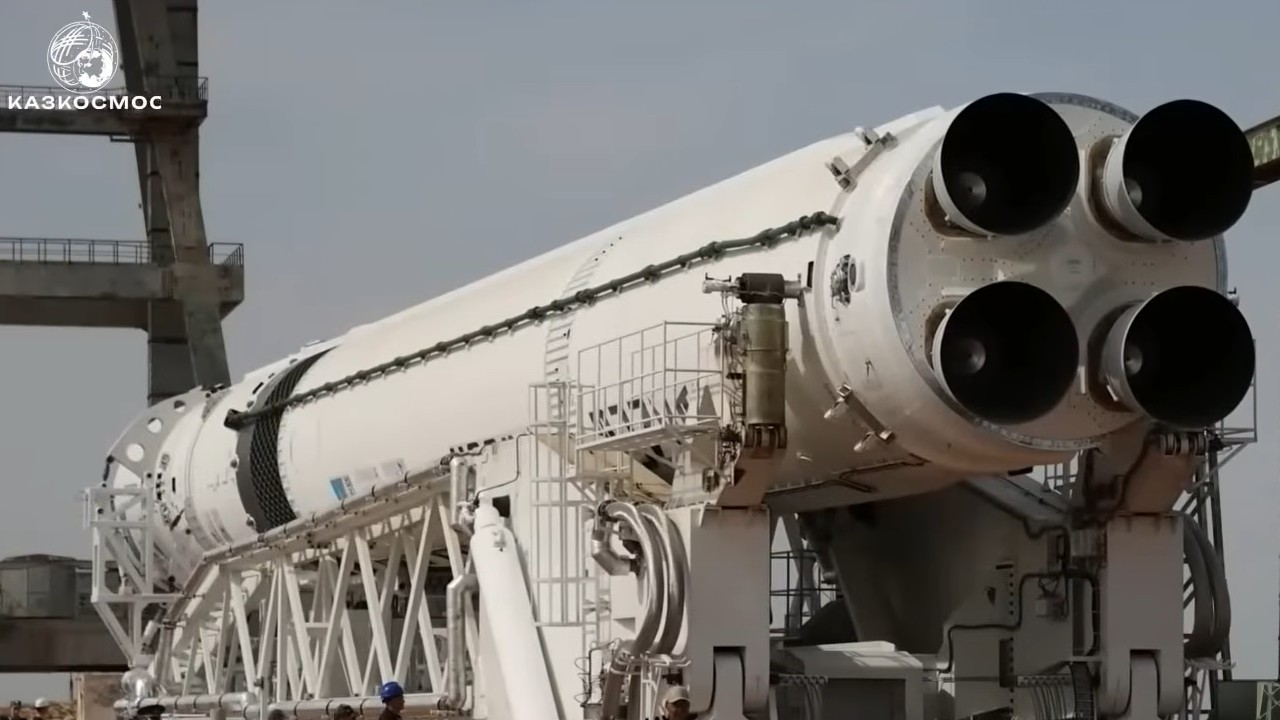 Roscosmos lancia il razzo spaziale Soyuz-5 per una storica missione di test suborbitale