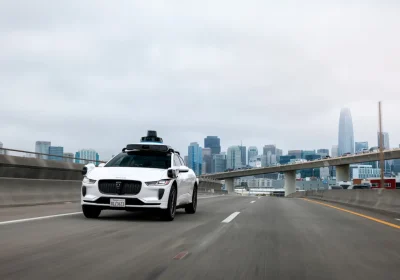 Come Tutelare il Tuo Viaggio: Emissione di Biglietti per Robotaxi