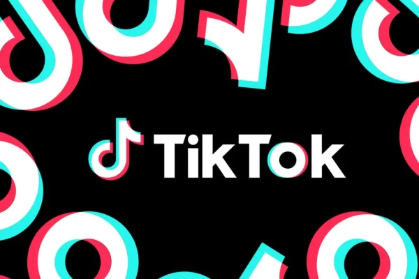 TikTok consente agli utenti del Regno Unito di pagare per rimuovere gli annunci pubblicitari