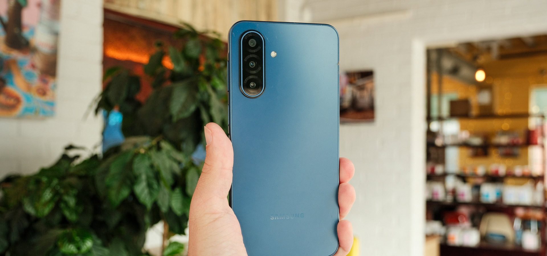 Recensione del Samsung Galaxy A17 5G: Un buon smartphone, ma solo per poco!