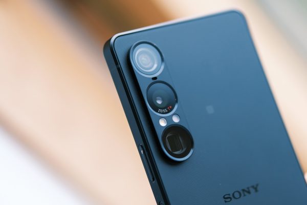 Le fotocamere degli smartphone consumano molta batteria, ma grazie a Sony la situazione sta per cambiare!