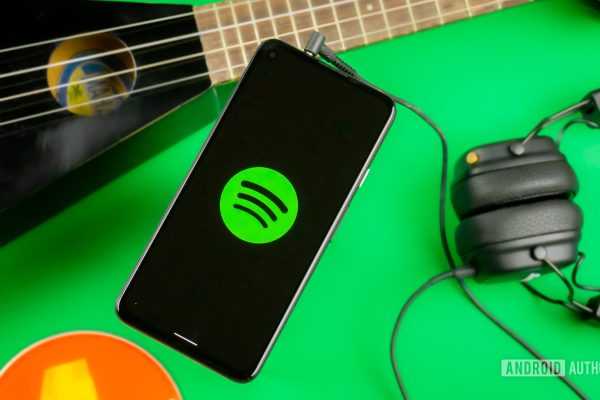 Attacco informatico: gli hacker rivendicano il blackout di Spotify come vendetta per la guerra illegale in Iran