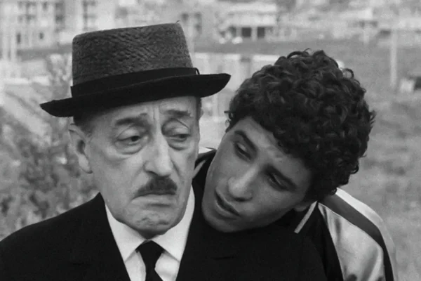 Uccellacci e uccellini di Pier Paolo Pasolini: un film politico sensazionale che continua a far discutere
