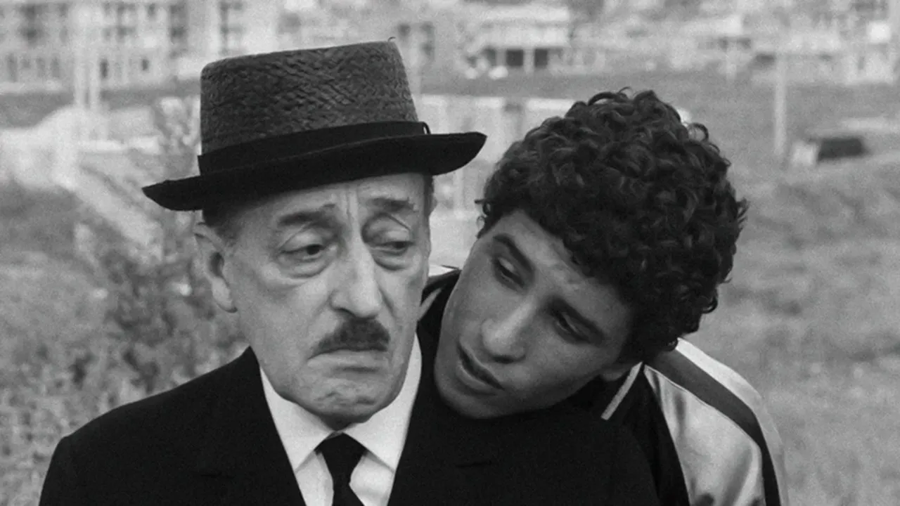Uccellacci e uccellini di Pier Paolo Pasolini: un film politico sensazionale che continua a far discutere