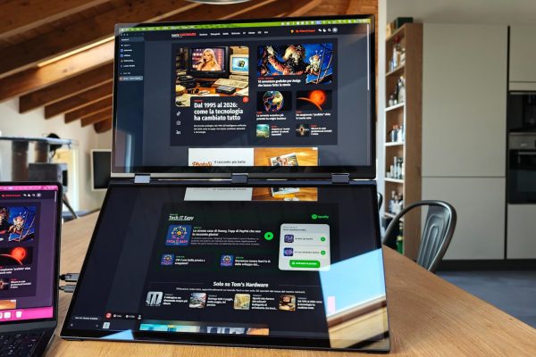 Uperfect Delta Max: Scopri il Monitor Doppio Portatile per Ogni Occasione!